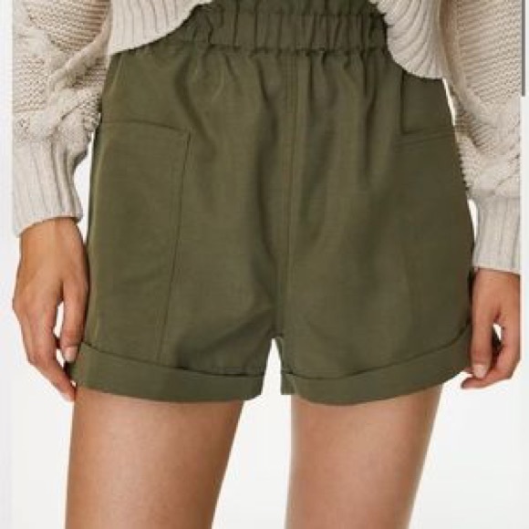 Aritzia Wilfred “Harulia” paper bag shorts olive green size S high waisted - Picture 1 of 5